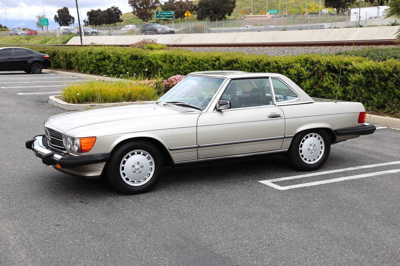 1987 Mercedes-Benz 560-Class for sale at DE AUTOS INC in San Juan Capistrano, CA