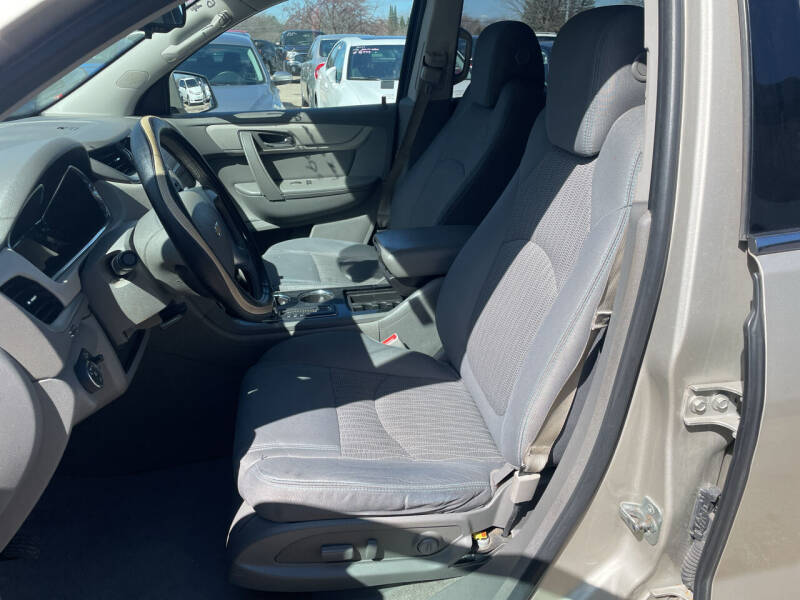 2017 Chevrolet Traverse LT