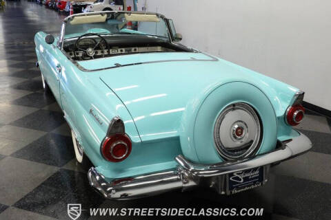 1956 Ford Thunderbird