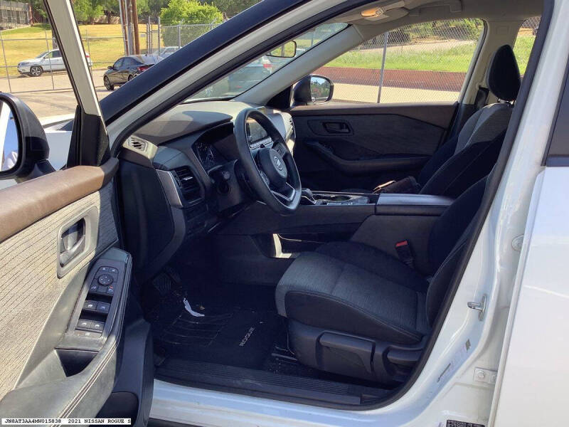 2021 Nissan Rogue S