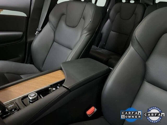 2025 Volvo XC90 B6 Plus Bright Theme 7P