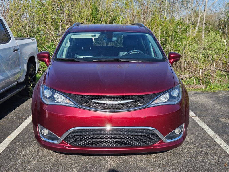 2020 Chrysler Pacifica Touring L