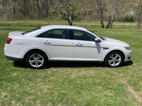 2014 Ford Taurus SEL