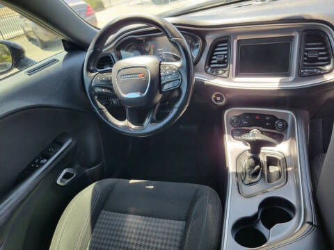 2020 Dodge Challenger SXT