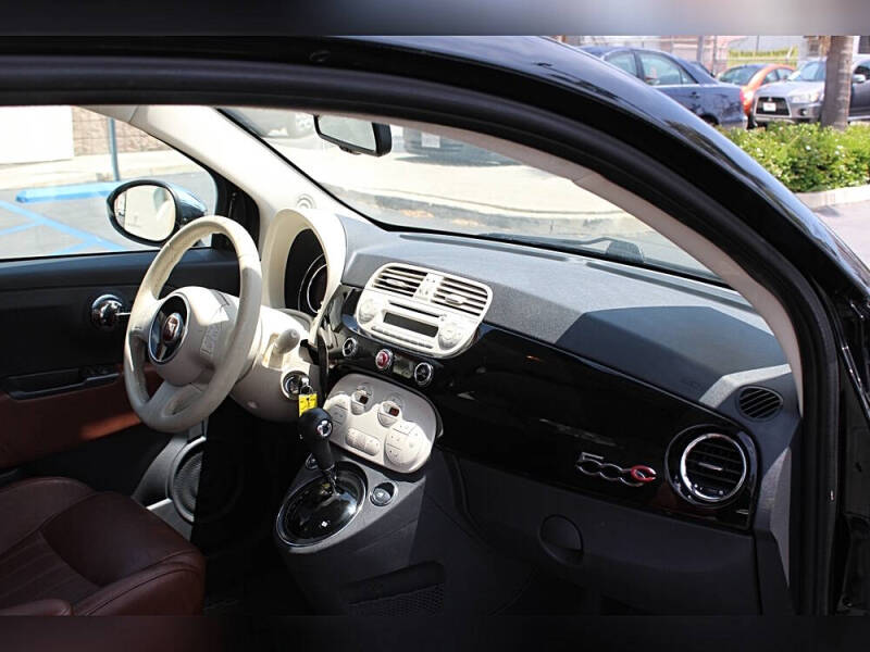 2015 FIAT 500c Lounge