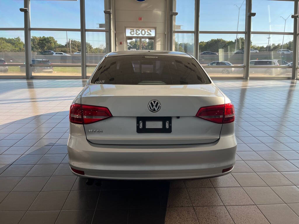 2015 Volkswagen Jetta for sale at Auto Haus Imports in Grand Prairie, TX