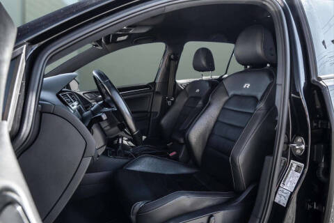 2016 Volkswagen Golf R 4Motion