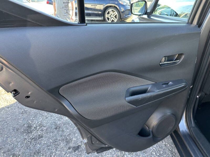 2019 Nissan Kicks SV