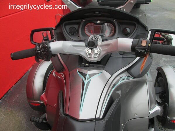 2013 Can-Am Spyder® RT SE5