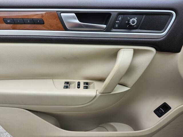 2012 Volkswagen Touareg