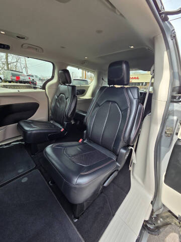 2018 Chrysler Pacifica Touring L
