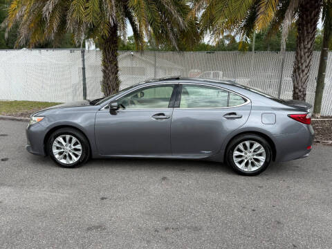 2013 Lexus ES 300h