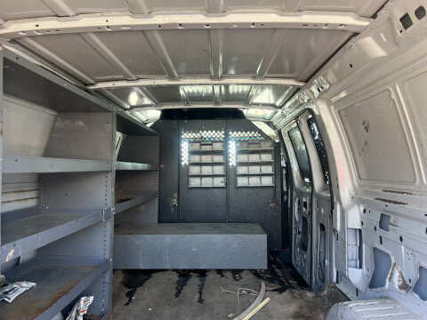 2011 Ford E-Series E-350 SD
