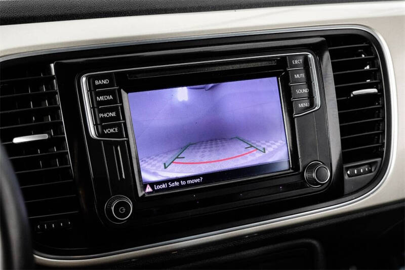 2016 Volkswagen Beetle 1.8T SE