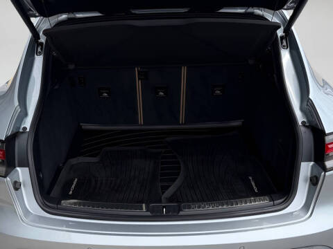 2022 Porsche Macan