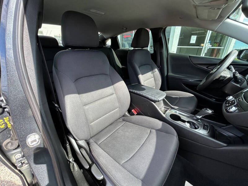 2017 Chevrolet Malibu LS