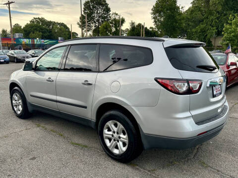 2013 Chevrolet Traverse LS