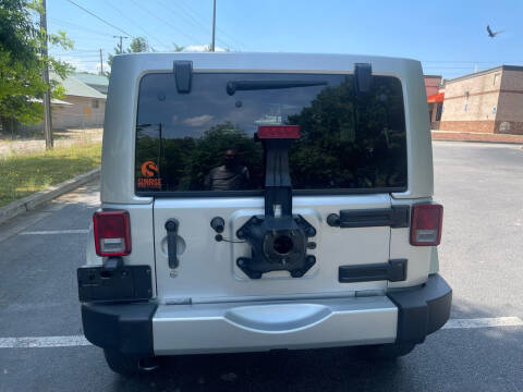 2012 Jeep Wrangler Unlimited Sahara