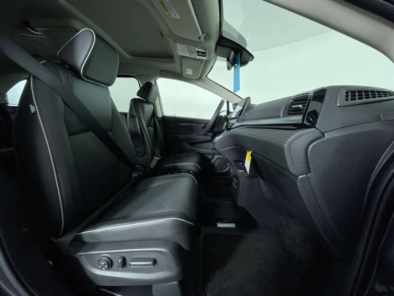 2025 Honda Odyssey Elite