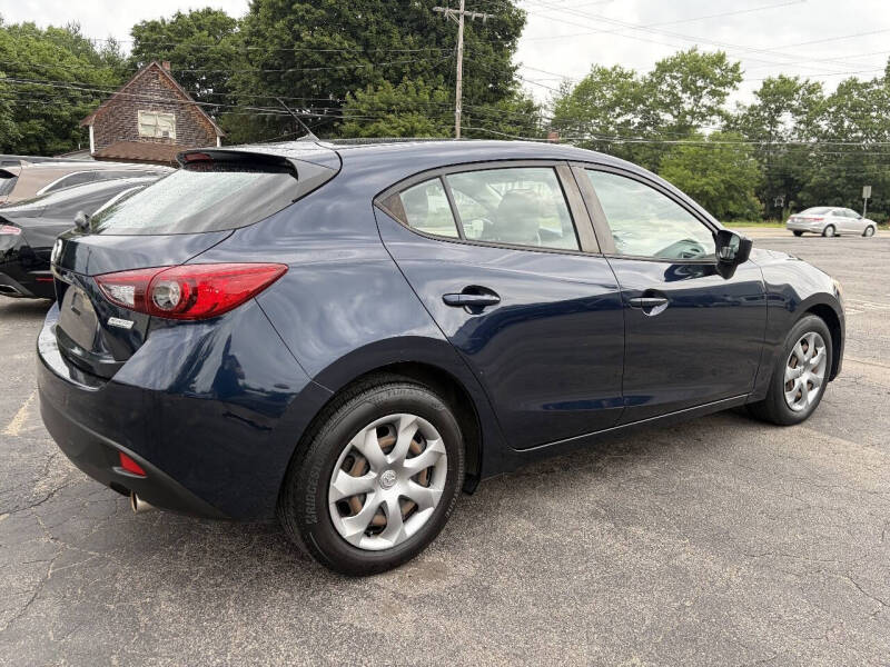2016 Mazda MAZDA3 i Sport