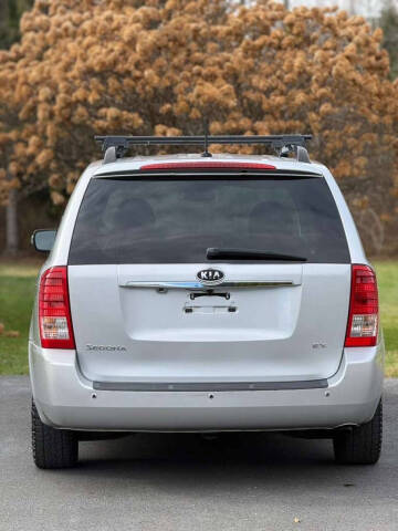 2012 Kia Sedona EX