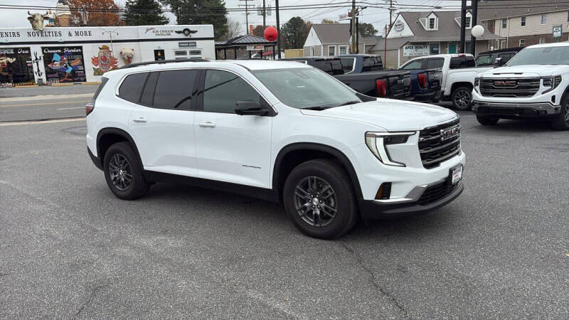 2025 GMC Acadia Elevation