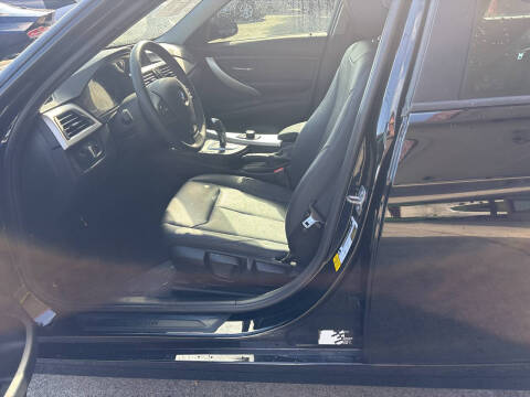 2018 BMW 3 Series 320i
