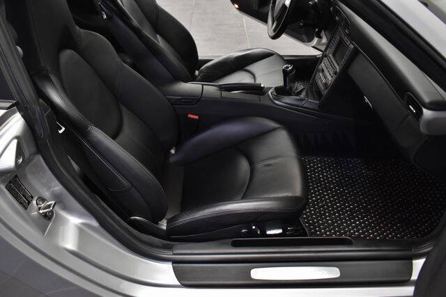 2005 Porsche 911 Carrera