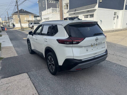 2022 Nissan Rogue SV