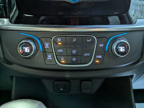 2022 Chevrolet Traverse LT