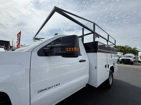 2017 Chevrolet Silverado 3500HD CC Work Truck