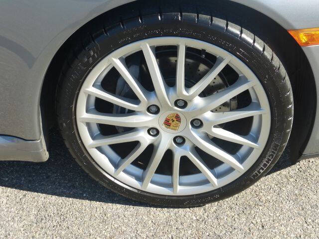 2005 Porsche 911 Carrera