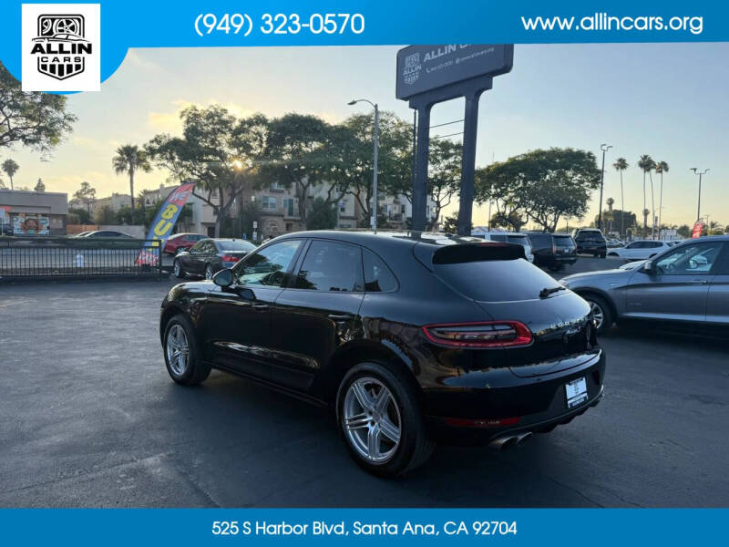 2015 Porsche Macan S