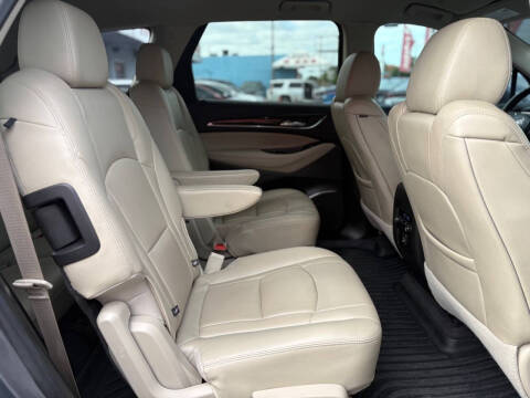 2021 Buick Enclave Essence