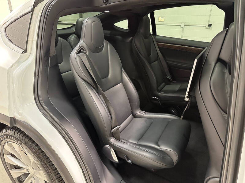 2019 Tesla Model X Long Range
