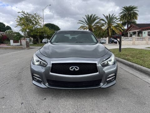 2015 Infiniti Q50 Premium