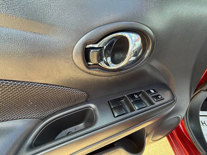 2017 Nissan Versa 1.6 SV