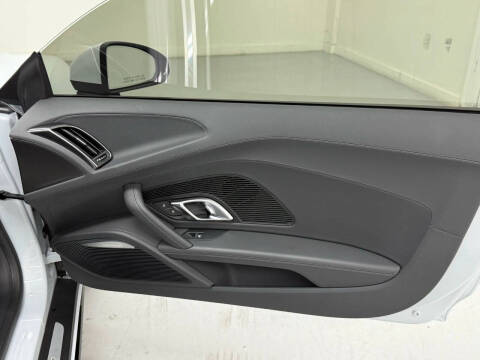 2022 Audi R8 5.2 V10 performance