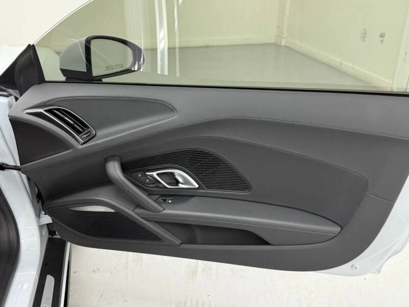 2022 Audi R8 5.2 V10 performance