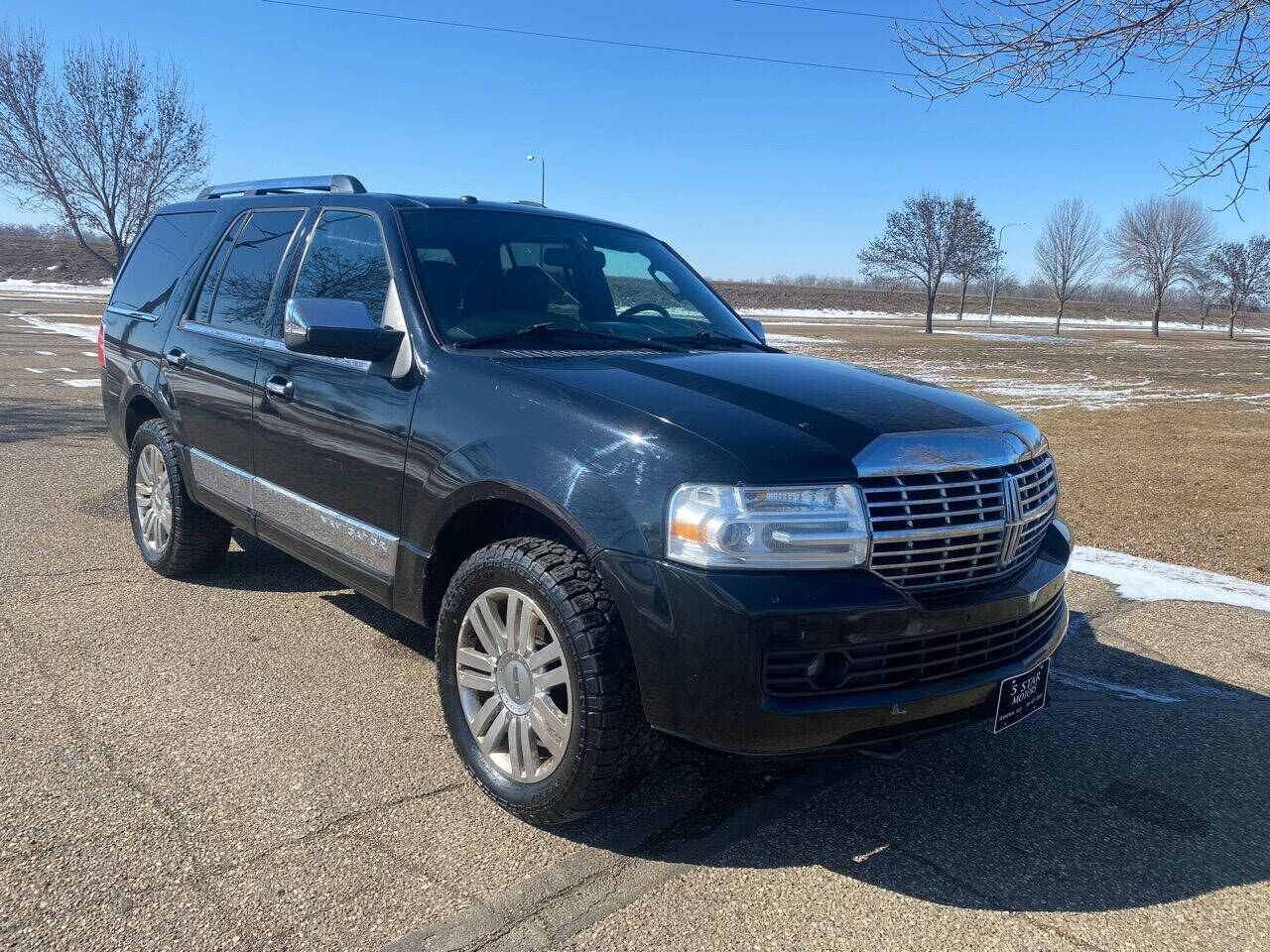 Black 2012 Lincoln Navigator Base 4x4 Base 4dr SUV 1