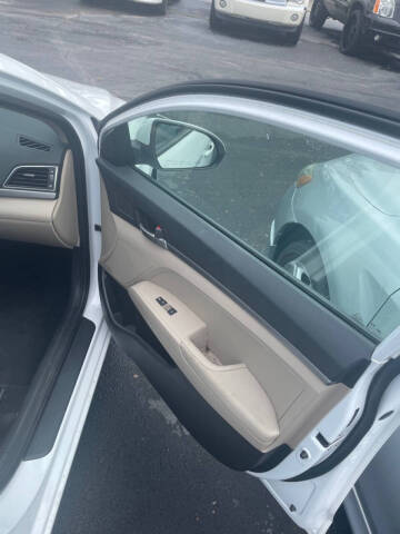 2018 Hyundai Elantra