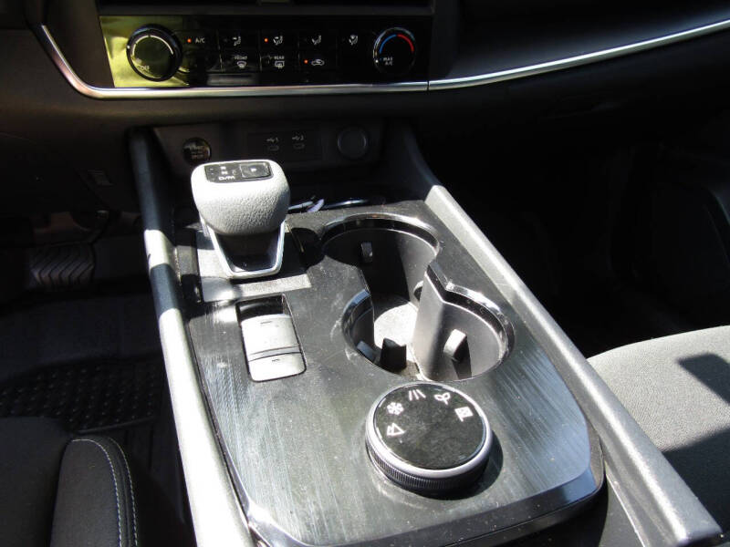2024 Nissan Rogue S