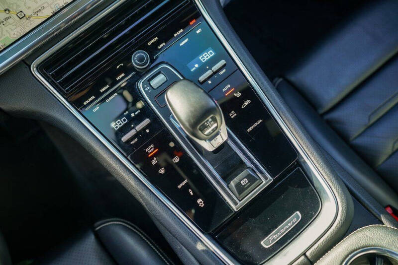 2020 Porsche Panamera