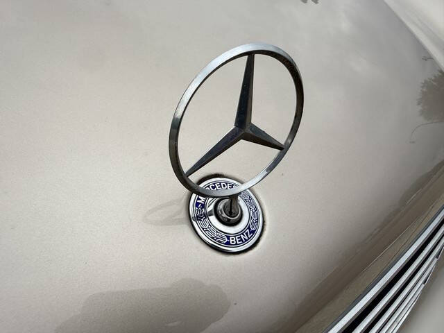 2001 Mercedes-Benz E-Class E 320