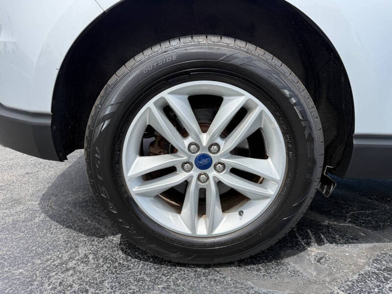 2017 Ford Edge SEL