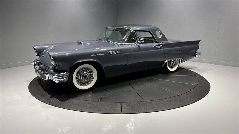 1957 ford thunderbird black