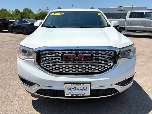 2019 GMC Acadia Denali