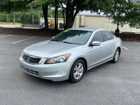 2009 Honda Accord for sale at JR Motors in Monroe GA