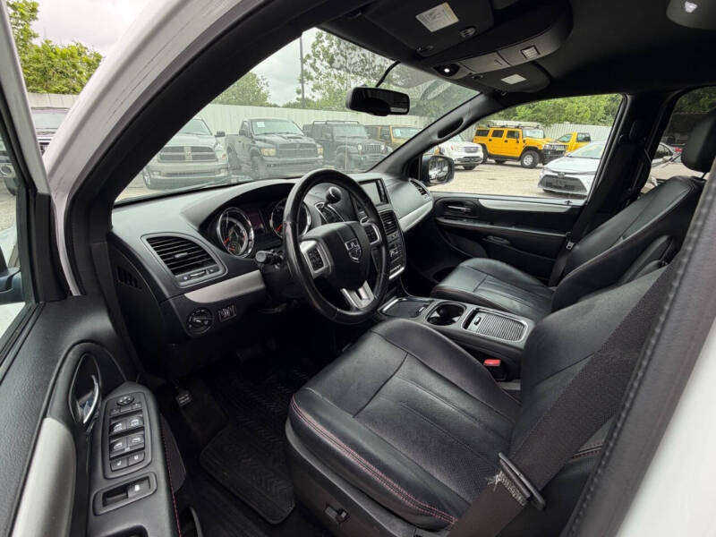 2017 Dodge Grand Caravan GT