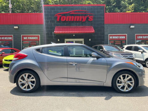 2017 Hyundai Veloster for sale at Tommy's Auto Sales in Inez KY